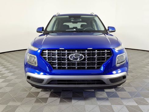 Certified 2026 Hyundai Venue SEL FWD image 2
