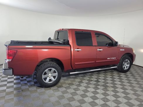 Used 2014 Nissan Titan SV w/ SV Value Truck Package RWD image 10