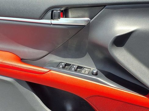 Used 2020 Toyota Camry XSE w/ Blackout Package FWD image 18