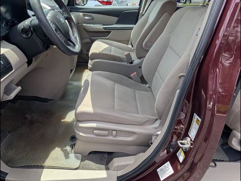 Used 2014 Honda Odyssey LX image 13