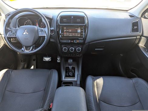 Used 2018 Mitsubishi Outlander Sport SEL image 11