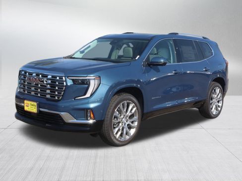 New 2025 GMC Acadia Denali w/ Super Cruise Package image 3