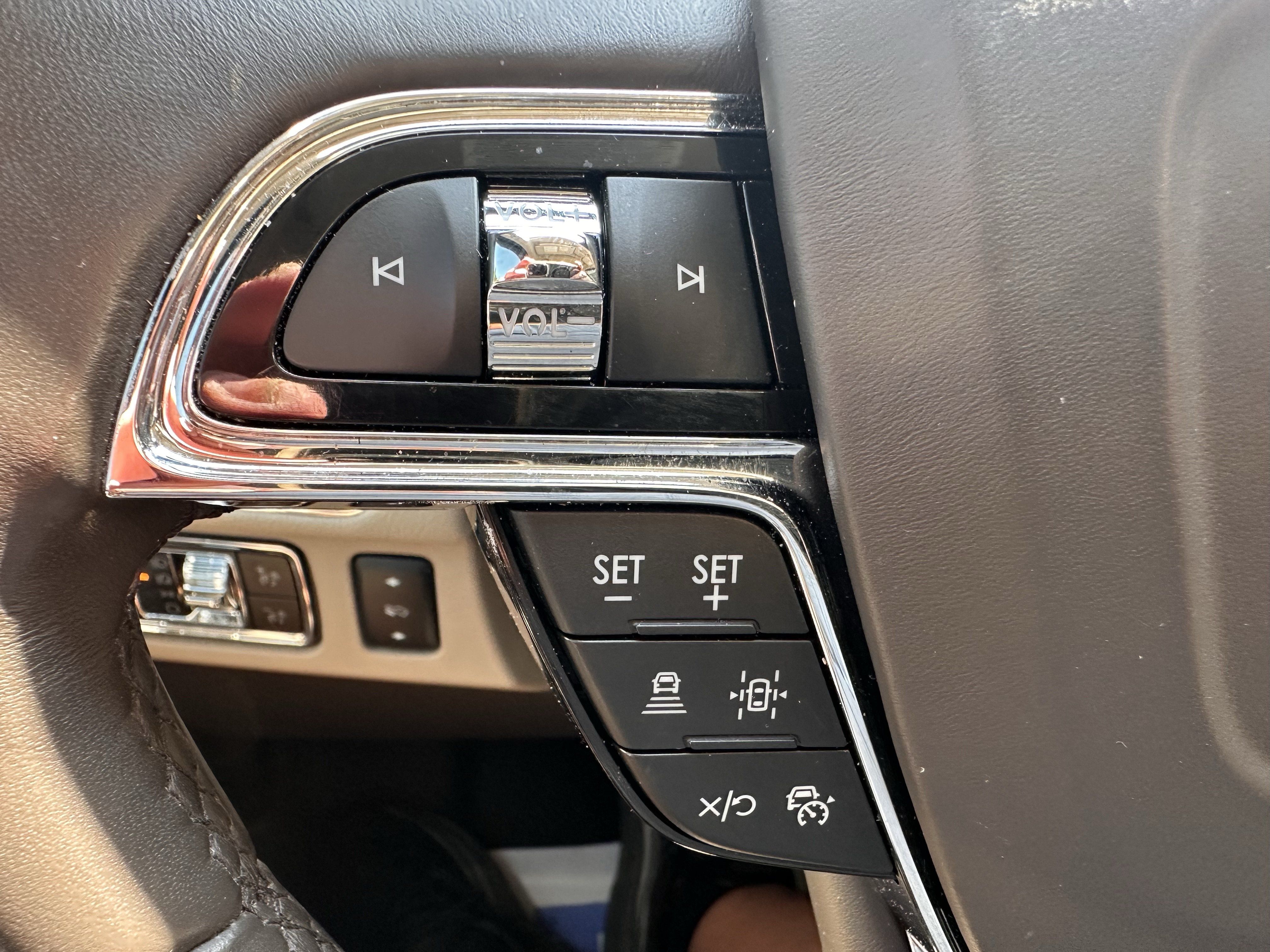 Used 2024 Lincoln Navigator L Reserve AWD/4WD image 24