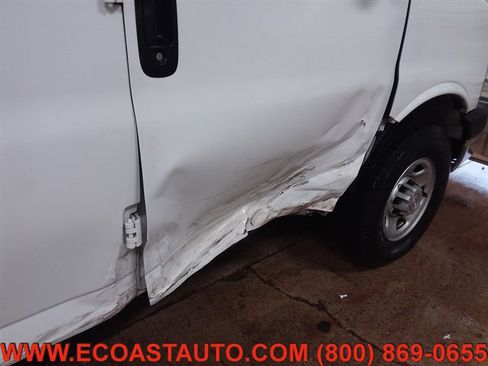Used 2019 Chevrolet Express 2500 w/ Driver Convenience Package image 14