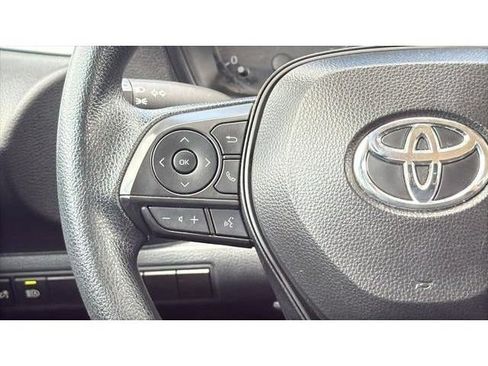 Used 2024 Toyota Corolla LE FWD image 22