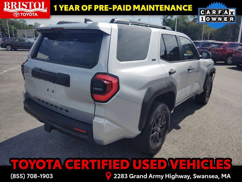 Certified 2025 Toyota 4Runner SR5 AWD/4WD image 8