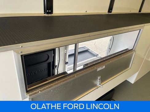 Used 2025 Ford E-450 and Econoline 450 Super Duty w/ Power Equipment Group image 23