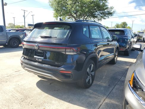 Used 2025 Volkswagen Taos S image 7