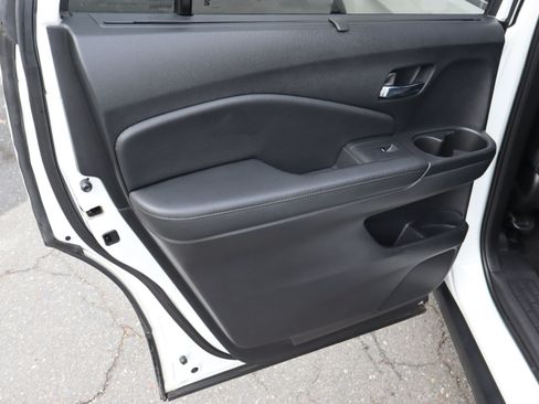 Used 2020 Honda Pilot Touring image 33