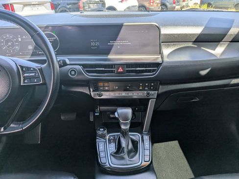 Certified 2025 Kia Seltos SX w/ SX Sunroof Package AWD/4WD image 18