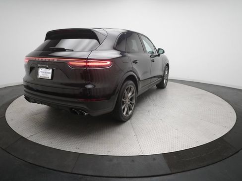 Used 2020 Porsche Cayenne S AWD/4WD image 5