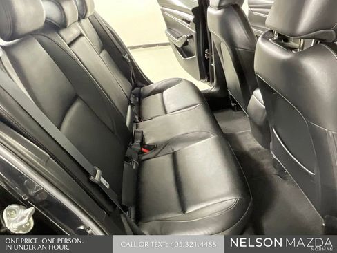 Certified 2025 MAZDA MAZDA3 s image 28