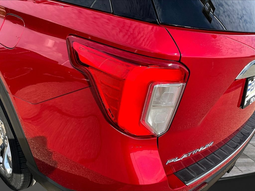 Used 2020 Ford Explorer Platinum w/ Premium Technology Package AWD/4WD image 25
