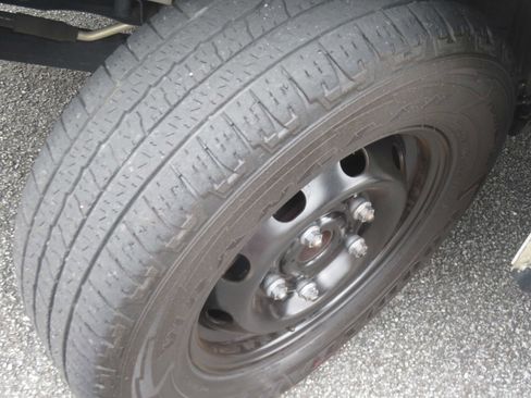 Used 2019 Ford Transit 150 XLT image 11