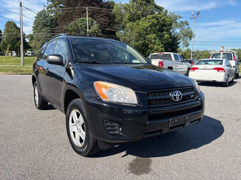 Used 2011 Toyota RAV4 4WD V6 w/ Tow Prep Pkg image 13