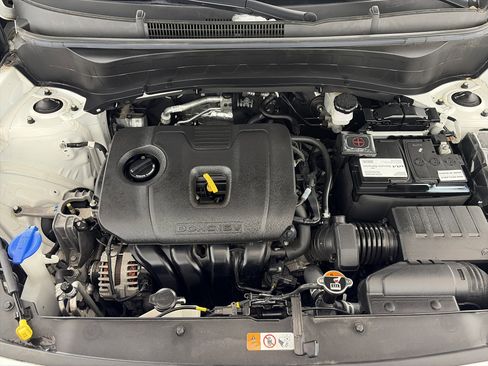 Used 2023 Kia Seltos LX image 11