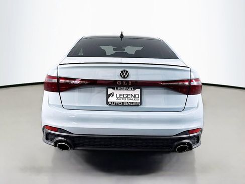 Used 2025 Volkswagen Jetta GLI Autobahn FWD image 6
