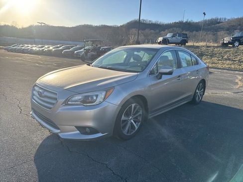 Used 2016 Subaru Legacy 3.6R Limited image 4