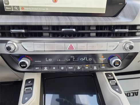 New 2025 Kia Telluride EX w/ EX Captain's Chair Package image 22