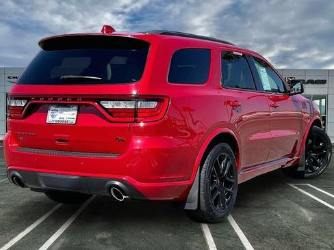 Used 2021 Dodge Durango R/T w/ Tow 'N Go Package AWD/4WD image 13