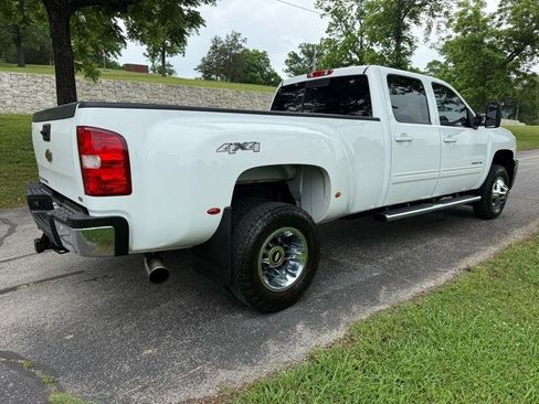 Used 2011 Chevrolet Silverado 3500 LTZ w/ LTZ Plus Package AWD/4WD image 6