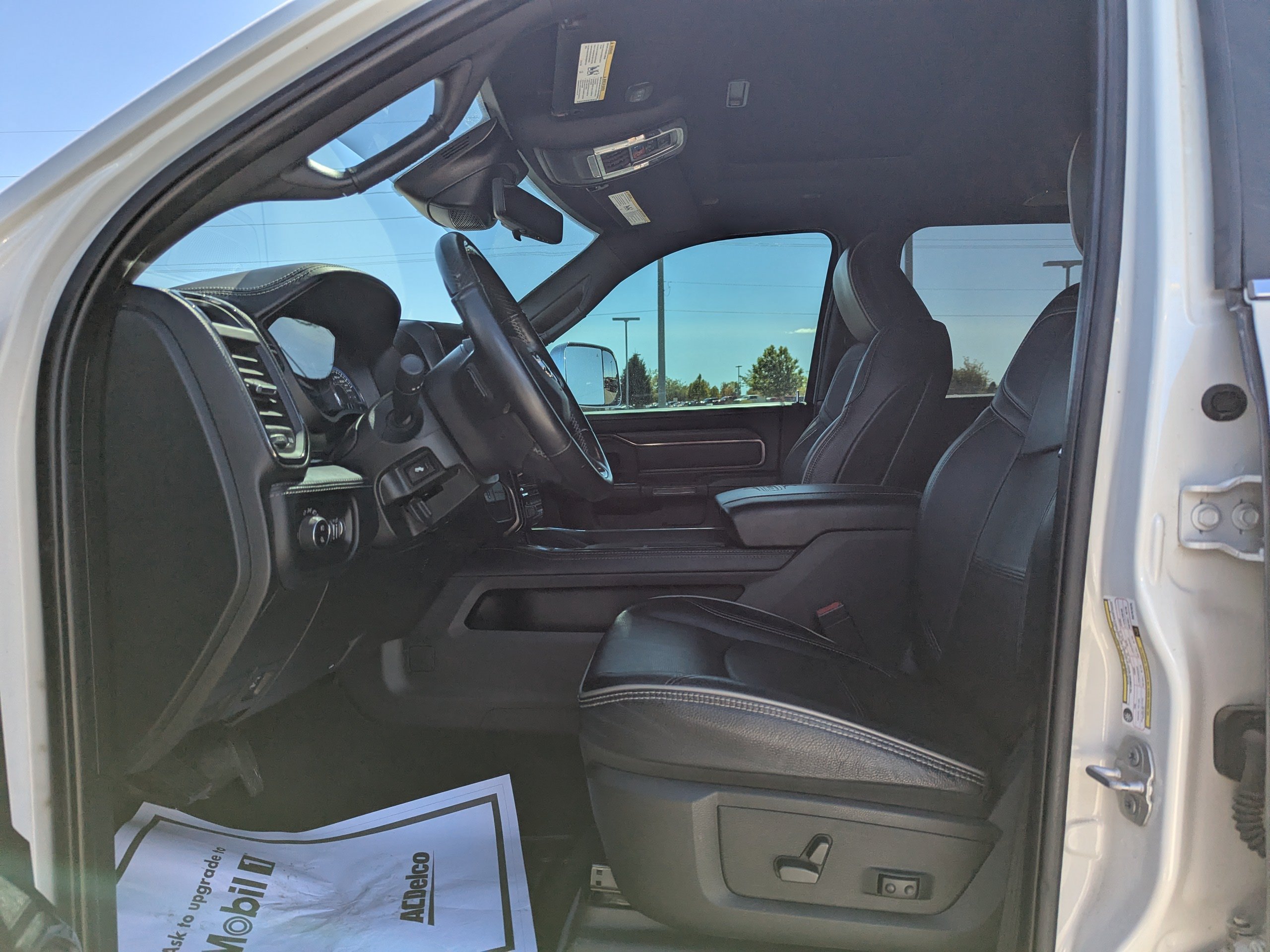 Used 2022 RAM 3500 Limited AWD/4WD image 13