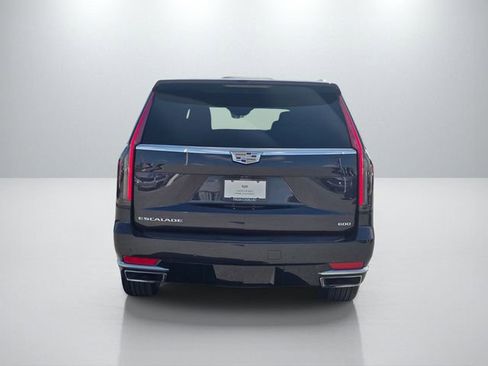 Used 2023 Cadillac Escalade Premium Luxury image 6