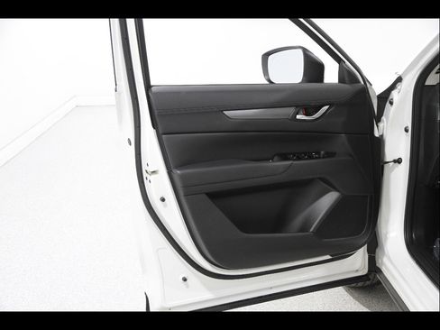 Used 2023 MAZDA CX-5 AWD 2.5 S image 4