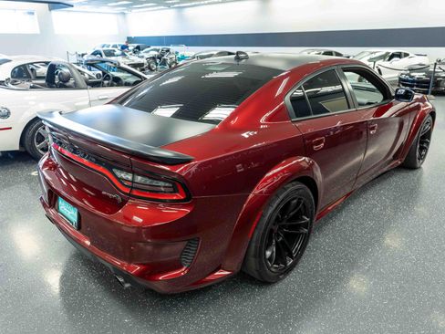 Used 2021 Dodge Charger SRT Hellcat RWD image 5