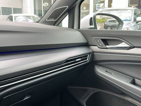 New 2025 Volkswagen GTI SE FWD image 18