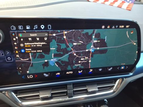 New 2026 Chevrolet Equinox EV LT AWD/4WD image 25