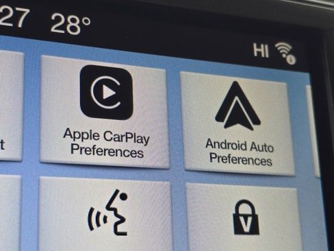 Used 2019 Ford Expedition XLT w/ Equipment Group 202A image 4