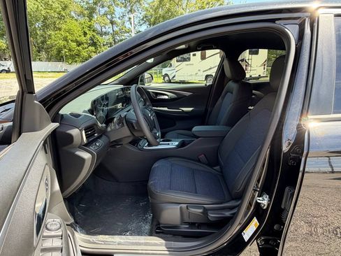 New 2026 Buick Envista Preferred w/ Convenience II Package FWD image 16