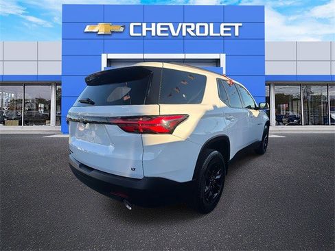 Certified 2023 Chevrolet Traverse LT w/ Midnight/Sport Edition image 2