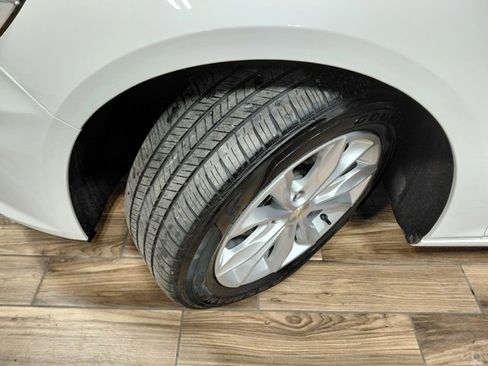 Certified 2025 Chevrolet Malibu LT image 21