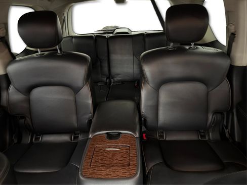 Used 2019 Nissan Armada Platinum w/ Captain's Chairs Package RWD image 32