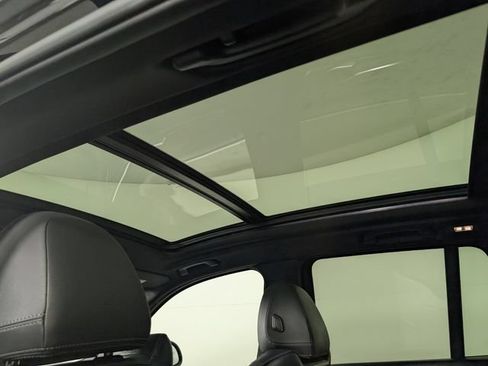 Used 2019 BMW X3 xDrive30i w/ Driving Assistance Package AWD/4WD image 17
