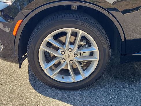 Used 2024 Dodge Durango GT image 11