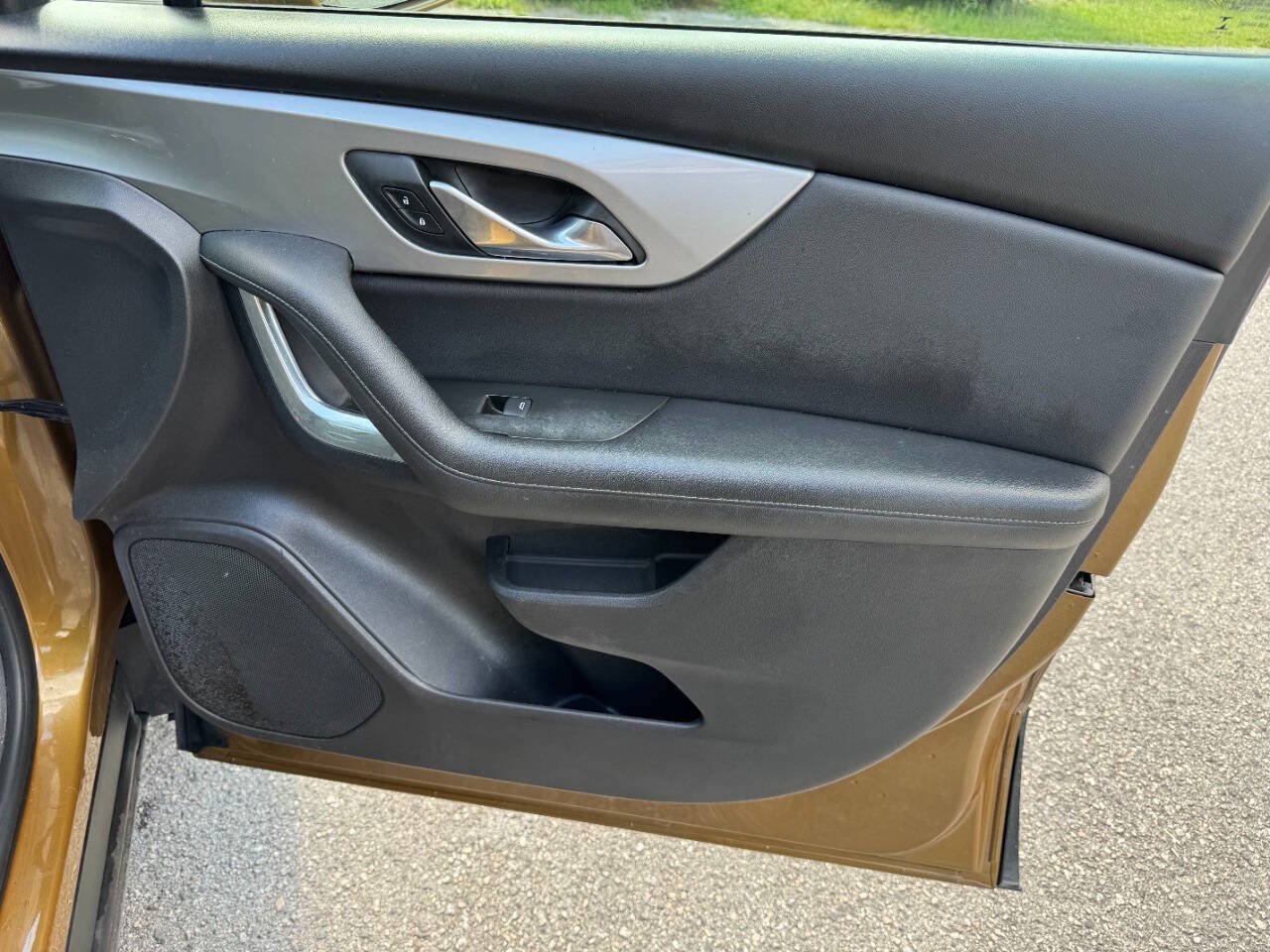 Used 2019 Chevrolet Blazer LT FWD image 45