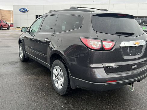Used 2017 Chevrolet Traverse LS image 9