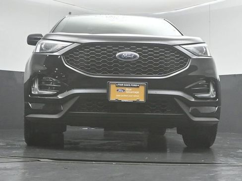 Certified 2021 Ford Edge ST-Line w/ Class II Trailer Tow Package image 34