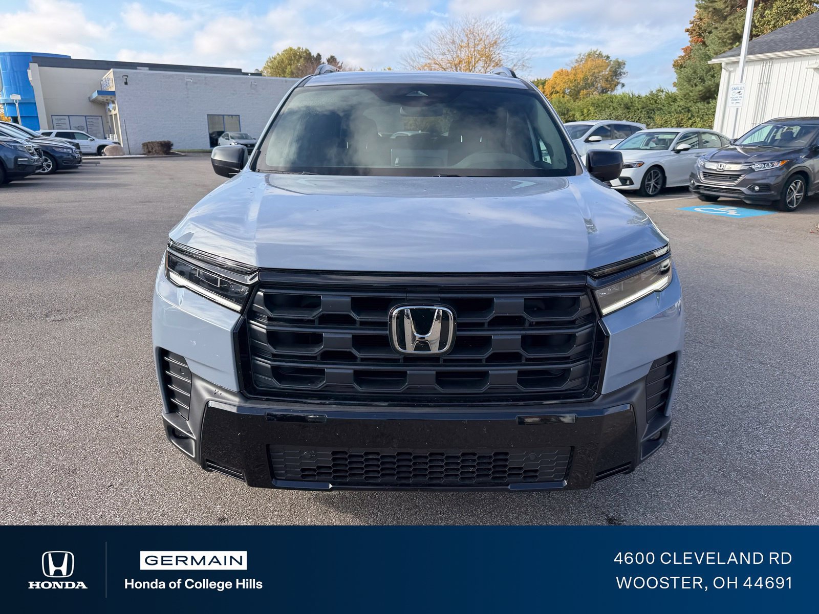 Used 2026 Honda Pilot Sport image 2