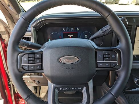 Used 2025 Ford F450 Platinum image 33