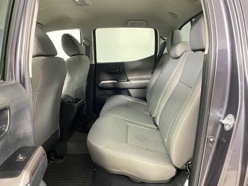 Certified 2023 Toyota Tacoma SR5 AWD/4WD image 11