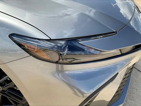 New 2026 Toyota Camry SE w/ Convenience Package FWD image 13