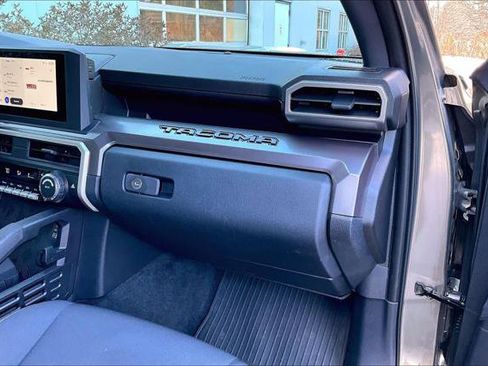 Certified 2025 Toyota Tacoma TRD Sport image 19