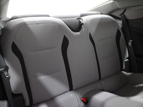 Used 2020 Chevrolet Camaro LT w/ RS Package image 26