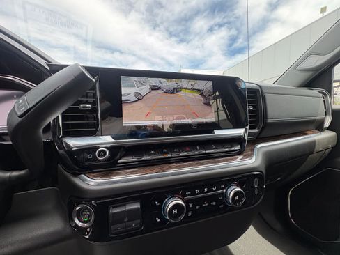 Used 2024 GMC Sierra 1500 Elevation w/ X31 Off-Road Package AWD/4WD image 23