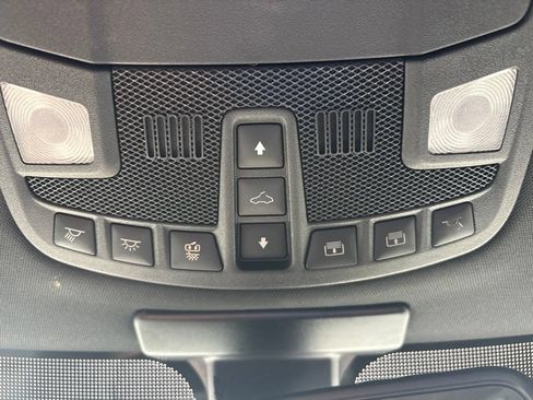Used 2017 Ford F150 Platinum w/ Equipment Group 701A Luxury AWD/4WD image 21