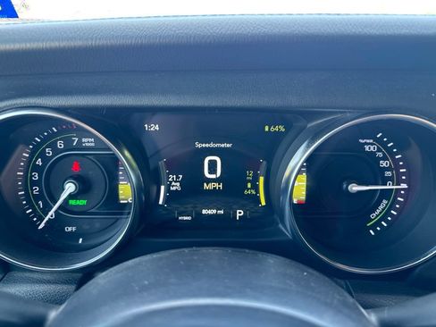 Used 2021 Jeep Wrangler Unlimited Rubicon 4xe w/ Dual Top Group AWD/4WD image 2